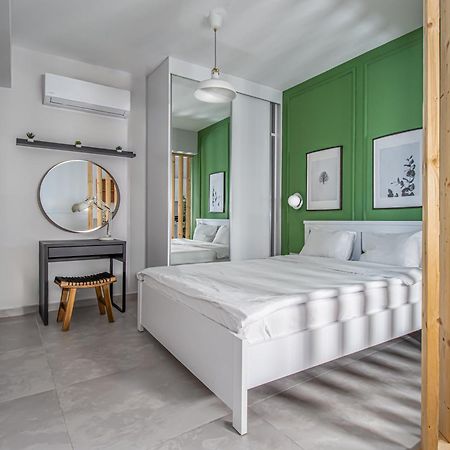 Caesar Blue Seaside Luxury Apartments Gastria Esterno foto
