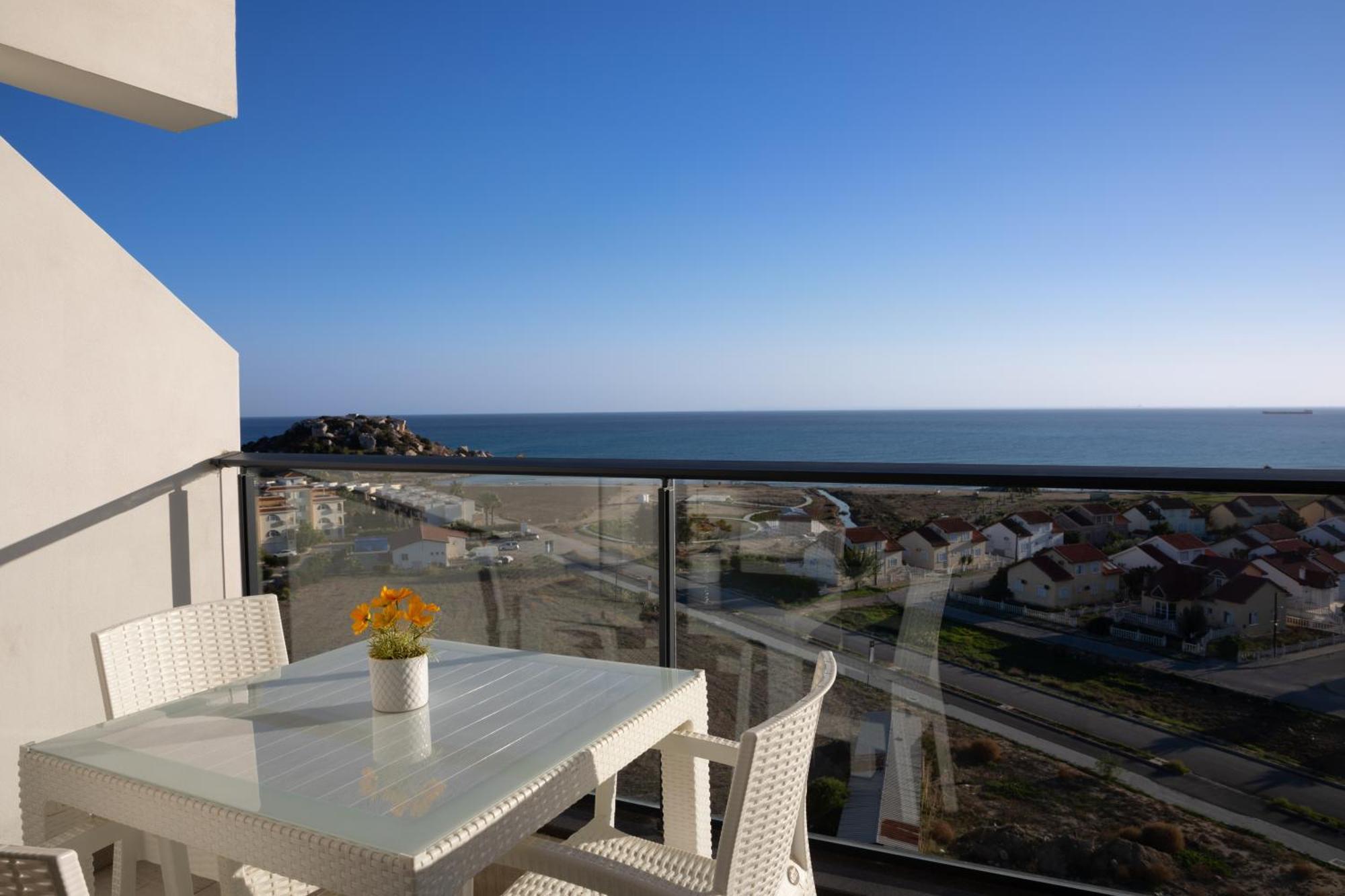 Caesar Blue Seaside Luxury Apartments Gastria Esterno foto